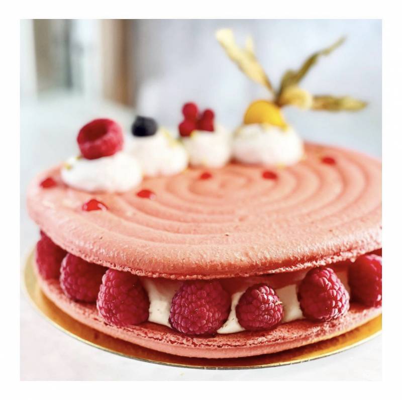 Gâteau Macaron aux Framboises Fait Maison Pâtisserie Boulangerie Aixoise Marseille